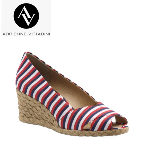 ADRIENNE VITTADINI Women's Bailee Espadrille Wedge Sandal Size 7.5 - Picture 1 of 8